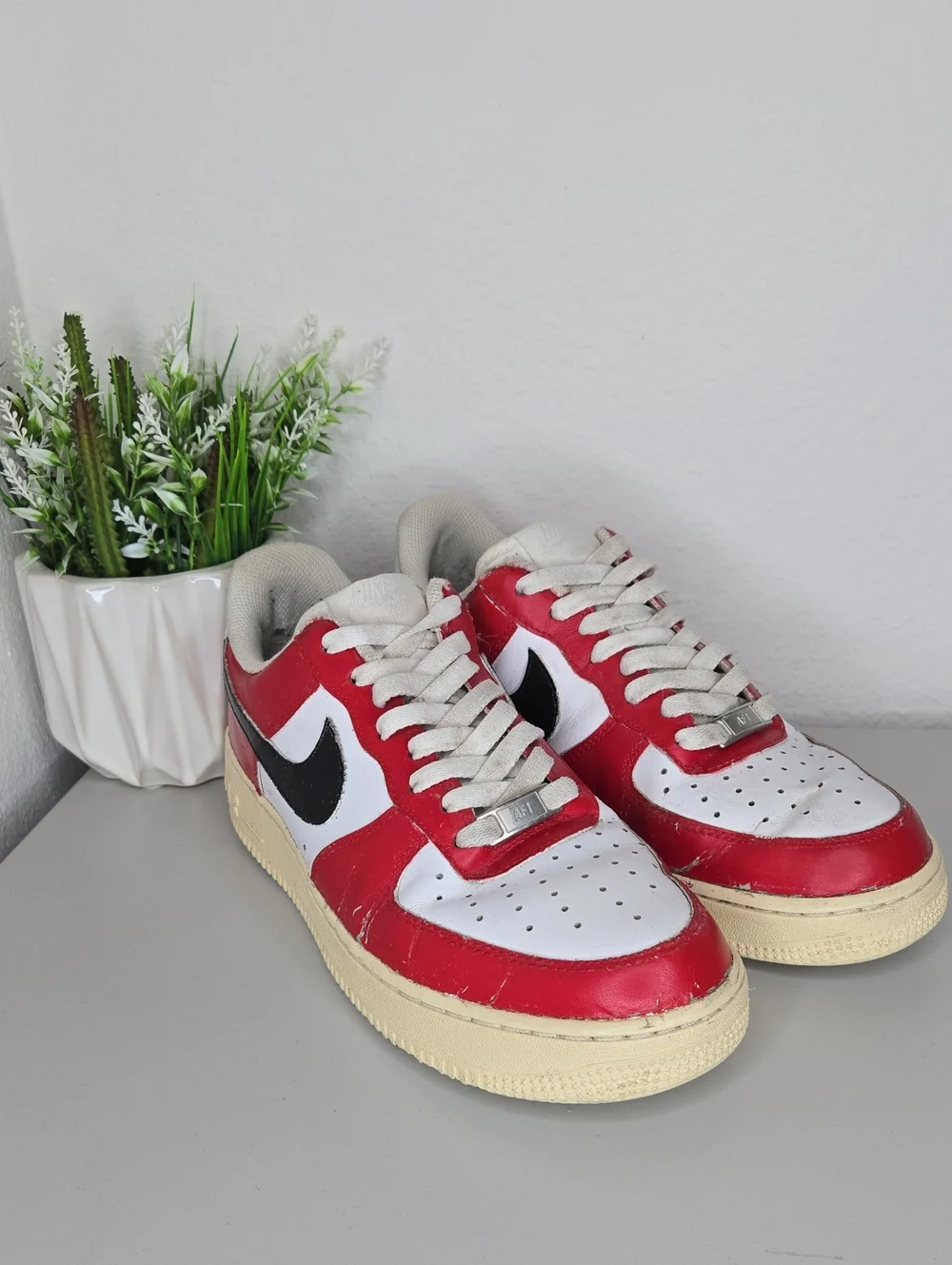 Nike Air Force AF1 Low Top Sneakers Men's Size 8